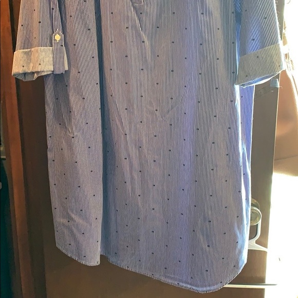 Dress - Picture 2 of 5